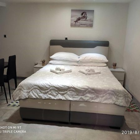 Apartament Cres Kültér fotó