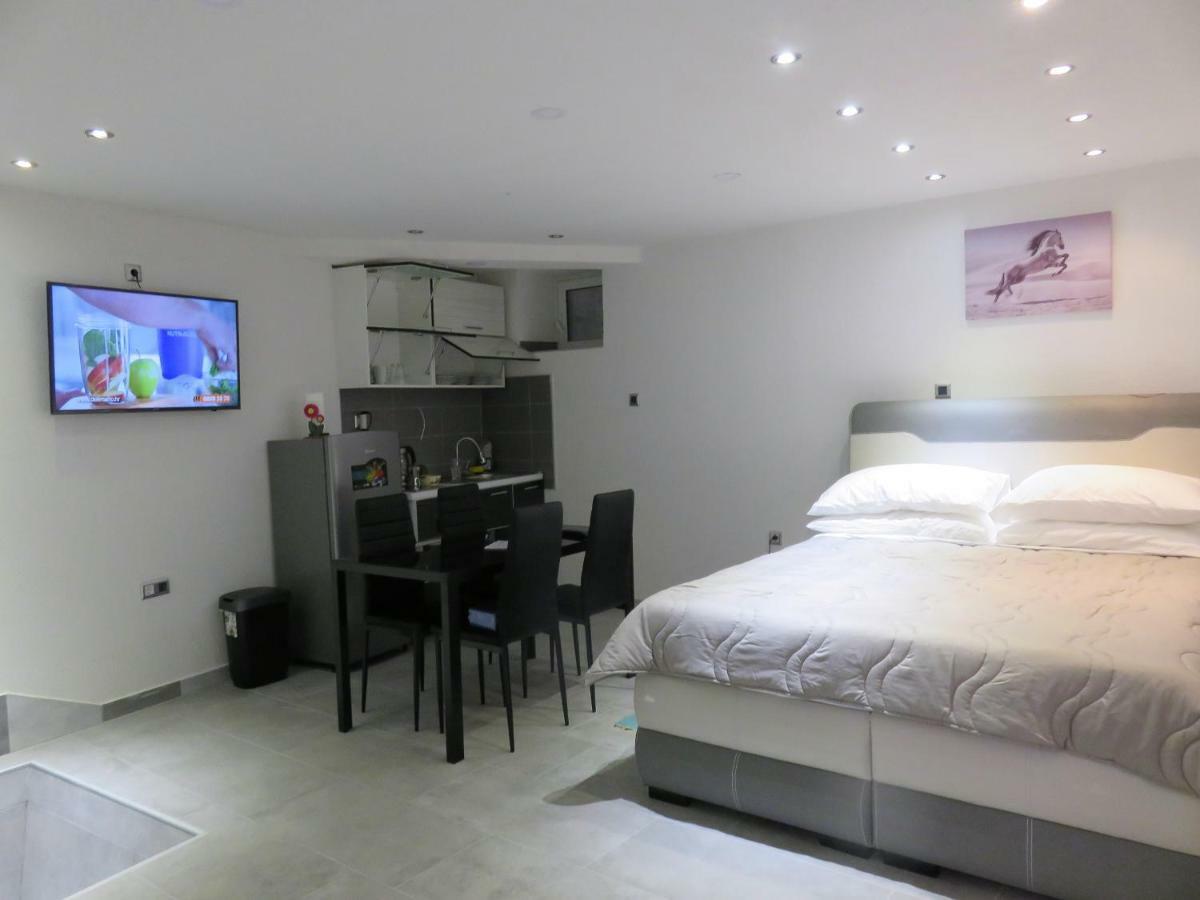 Apartament Cres Kültér fotó